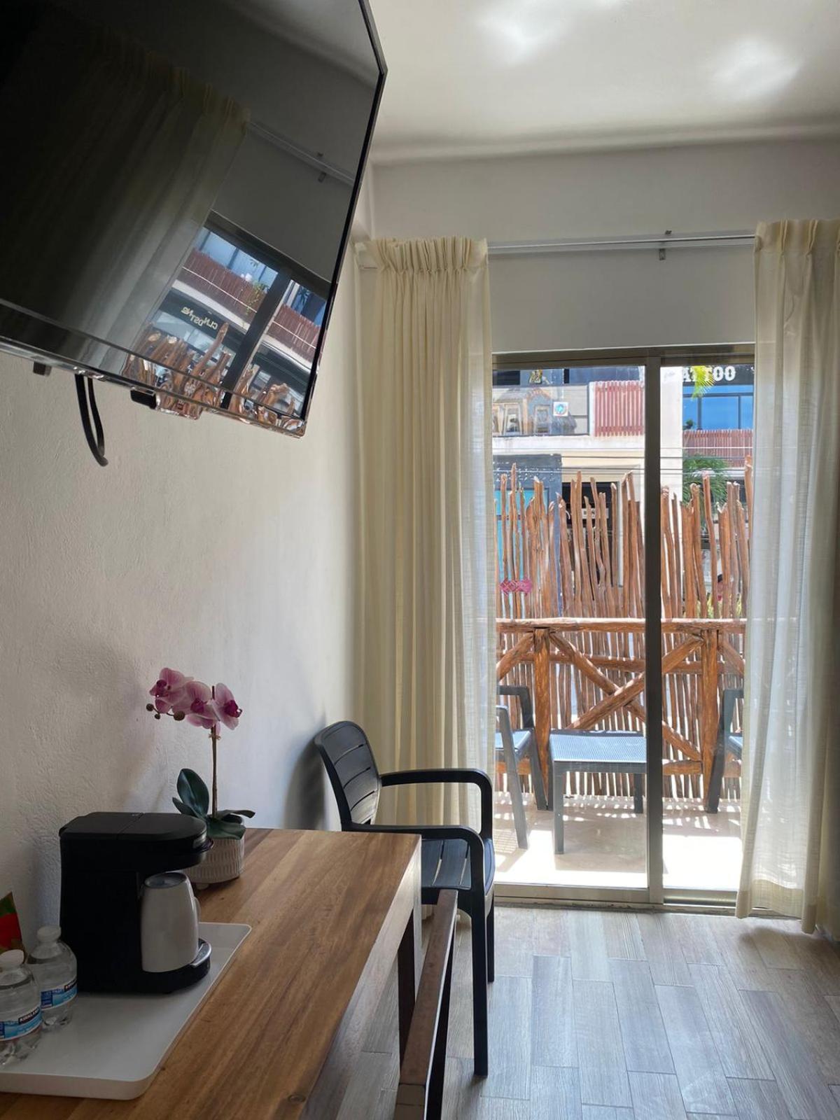 Hotel Pelecanus Suites Holbox Exterior foto