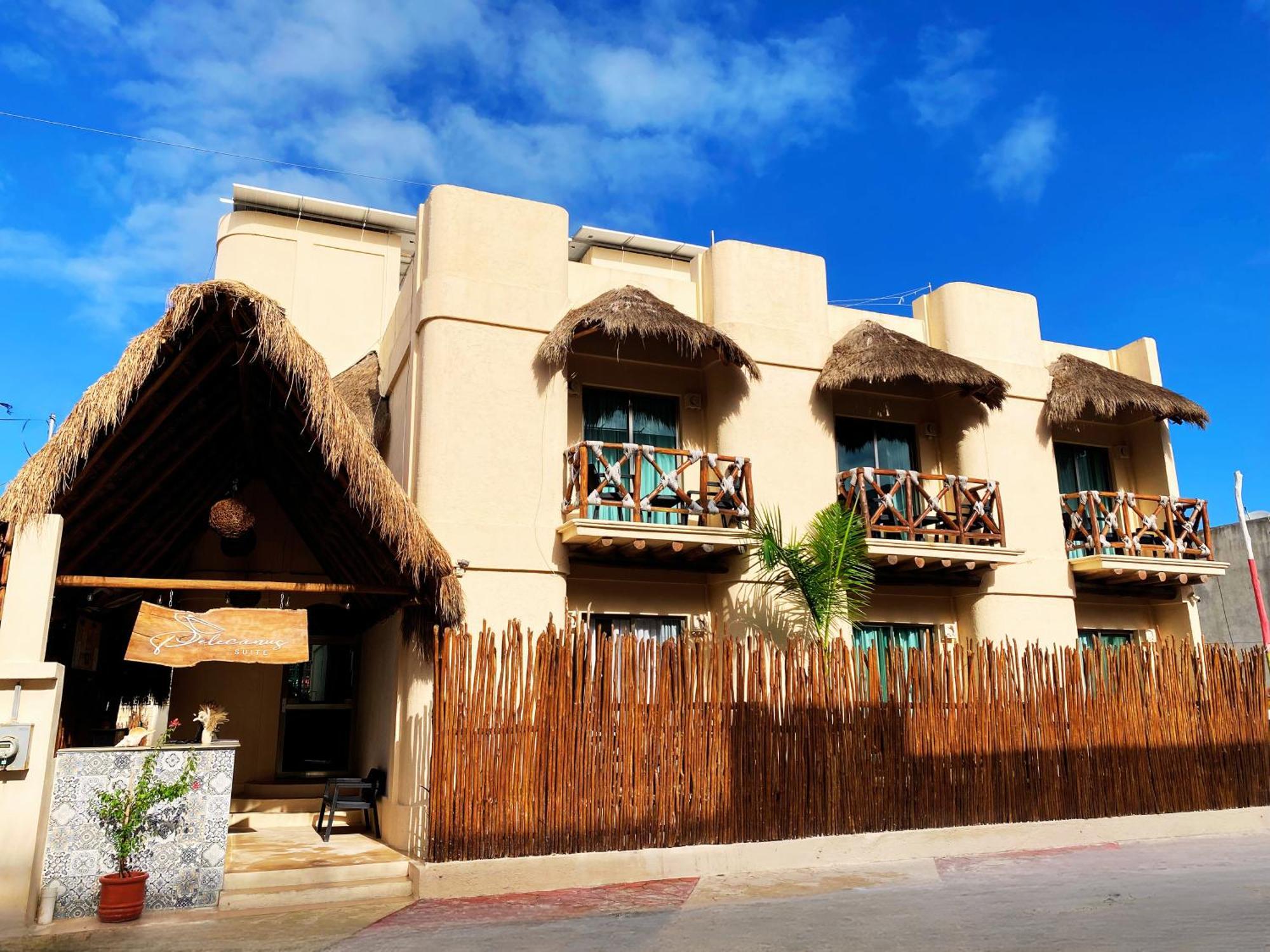 Hotel Pelecanus Suites Holbox Exterior foto